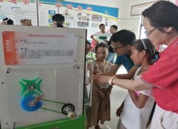 国产一级卡片,引领科技潮流的创新之作